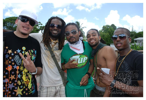 kadooment_day_2008_pt1-233
