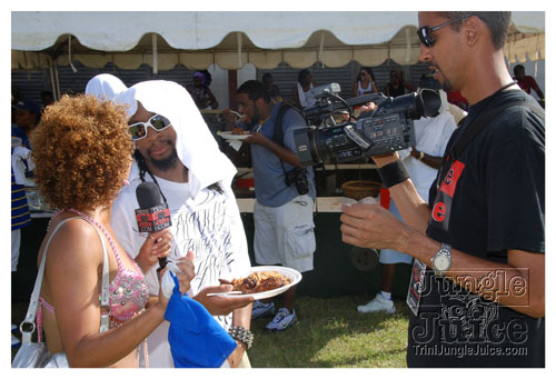 kadooment_day_2008_pt2-230