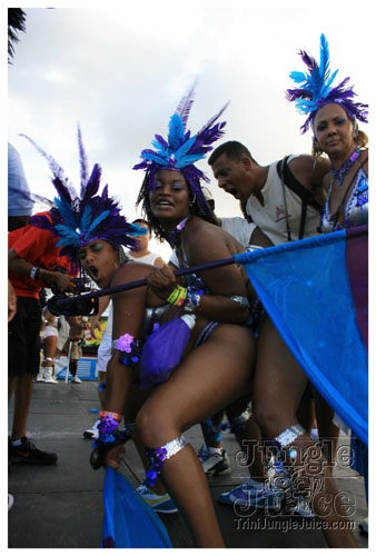 miami_carnival_2008_pt2-097