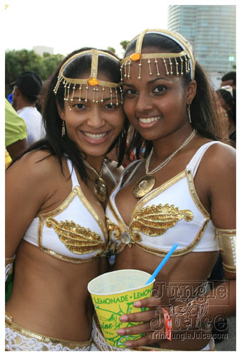 miami_carnival_2008_pt2-165