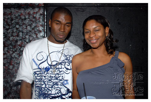 naked_2008-061