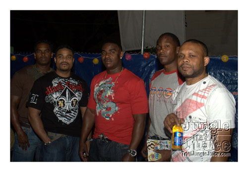 round_up_may10-006