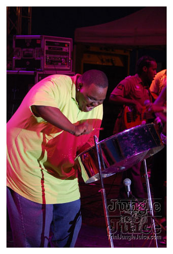 tampabay_carnival_2008_sun-270