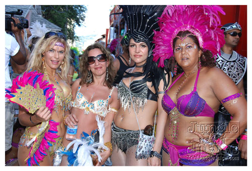 tribe_tue_2008_pt1-136