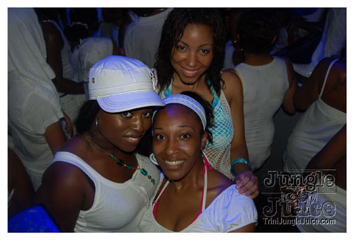 whiteout_fete_08-102
