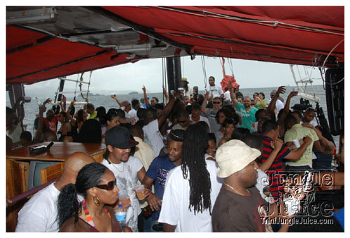 6degrees_boat_cruise_feb21-075