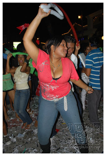 bazodee_friday_2k9-138