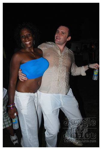 beach_house_carnival_2009-246