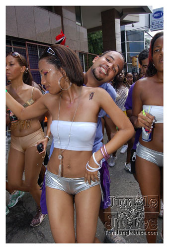 island_people_mon_mas_2009-028