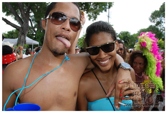kadooment_day_2009_pt2-187