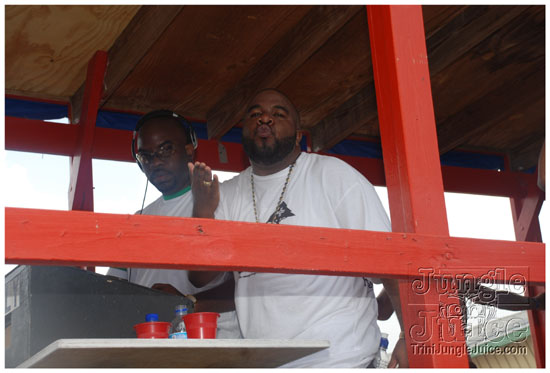 kadooment_day_2009_pt2-188
