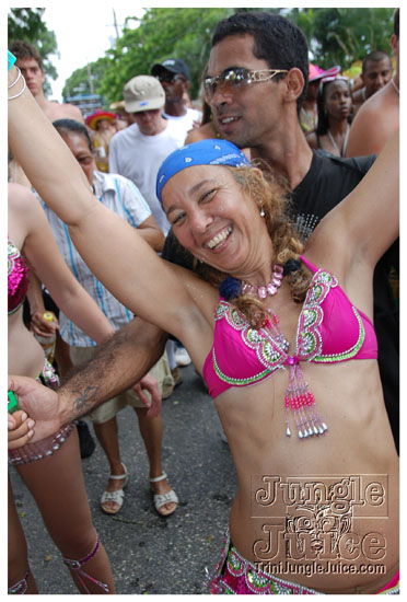 kadooment_day_2009_pt2-189