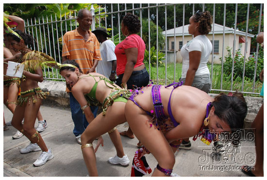 kadooment_day_2009_pt2-198