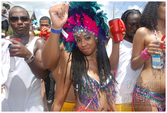 kadooment_day_2009_pt2-200