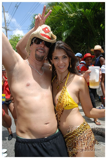 kadooment_day_2009_pt2-210