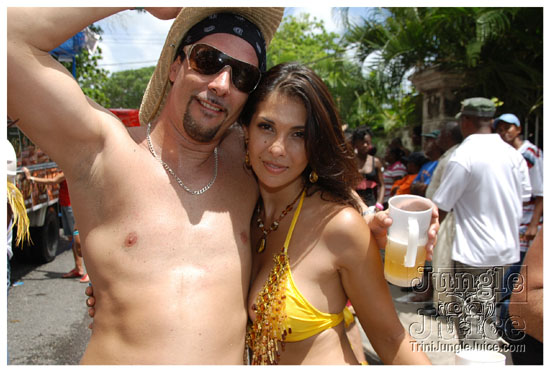 kadooment_day_2009_pt2-212