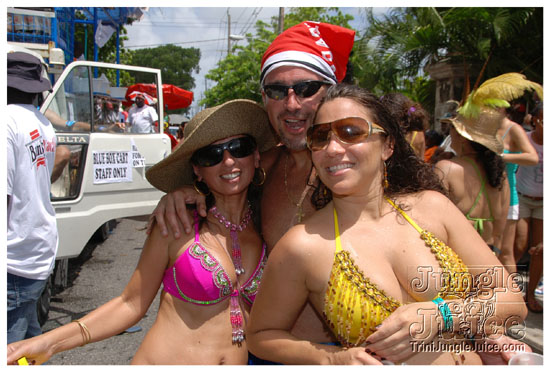 kadooment_day_2009_pt2-213