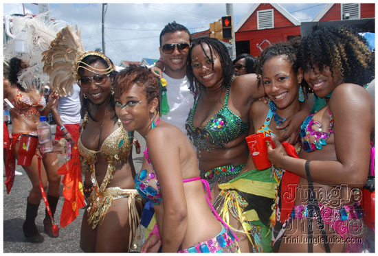 kadooment_day_2009_pt2-237