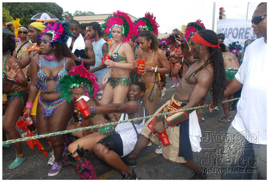 kadooment_day_2009_pt2-239