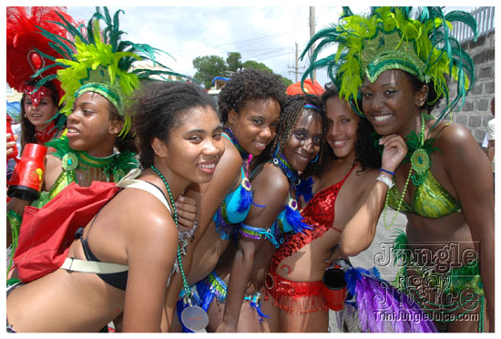 kadooment_day_2009_pt2-243