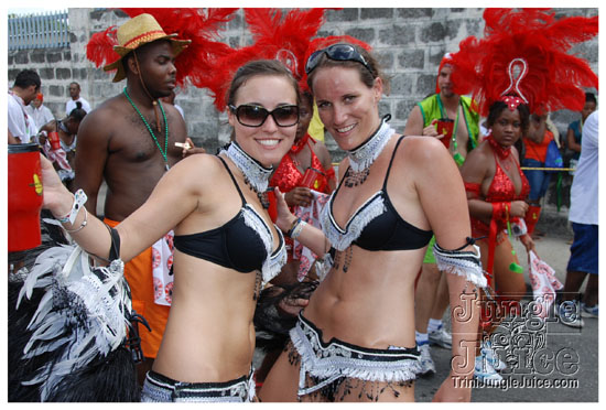 kadooment_day_2009_pt2-246