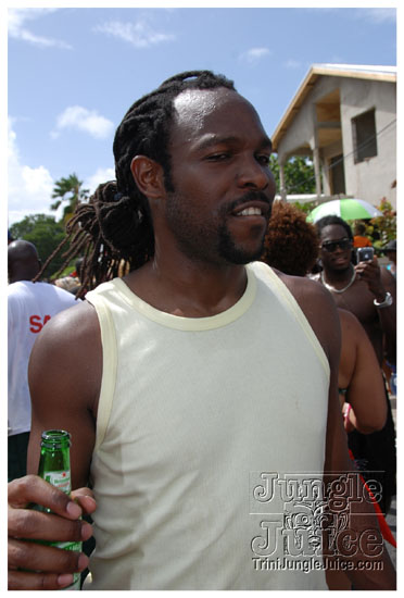 kadooment_day_2009_pt2-267