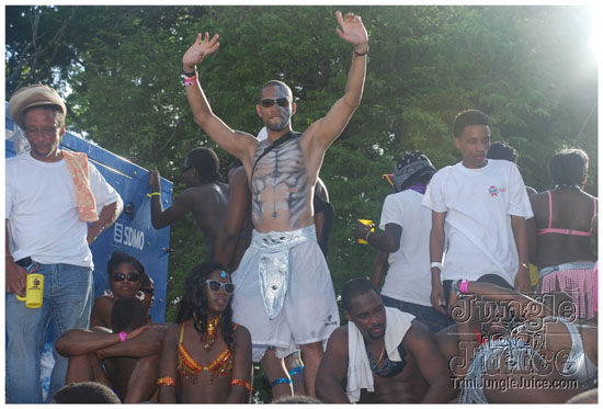 kadooment_day_2009_pt2-312
