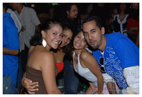 ladies_first_2009-211
