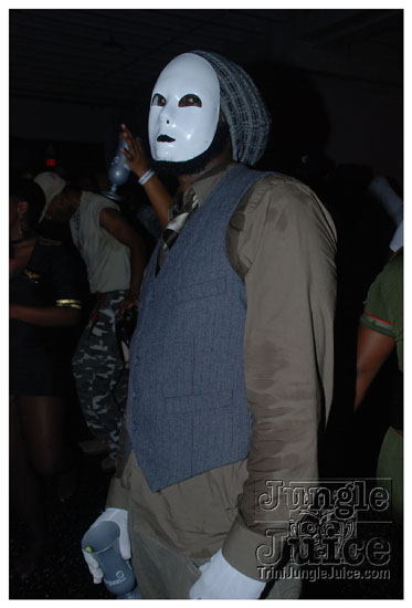 mask_oct31-112