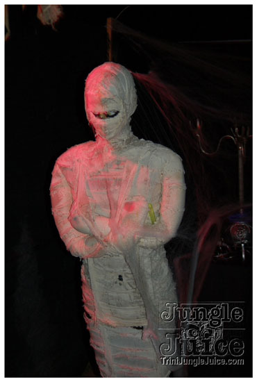 spooked_oct30-032