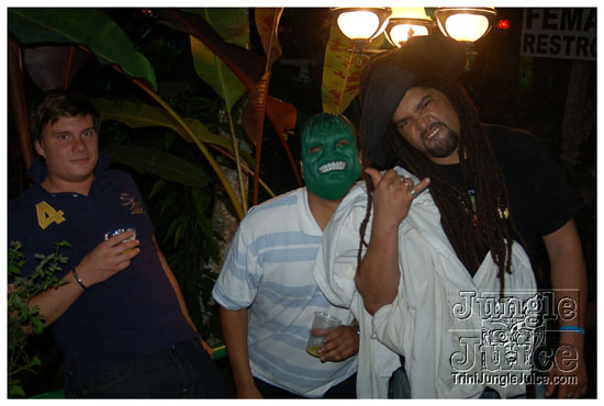 spooked_oct30-091