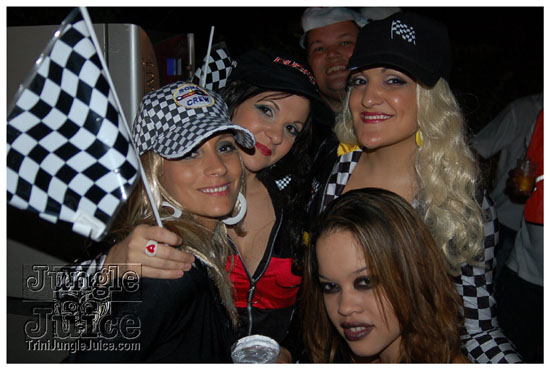 spooked_oct30-098