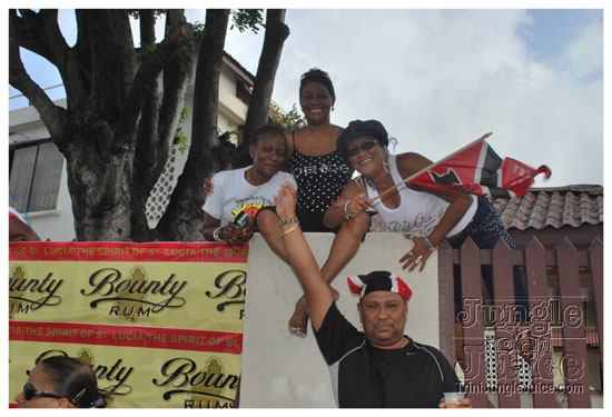 stlucia_carnival_tue_2009-052