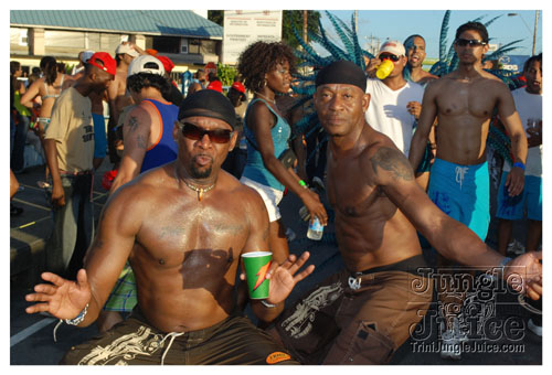 tribe_mon_2009_pt1-321
