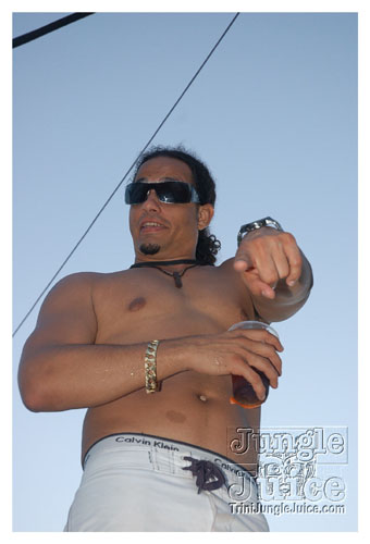 tribe_tue_2009_pt3-306