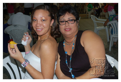 us_embassy_2009-087