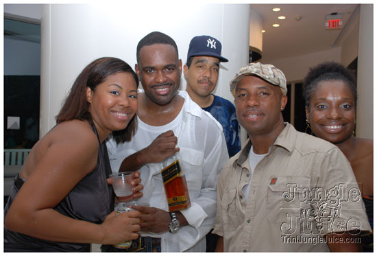 vale_vibe_miami_2009-153