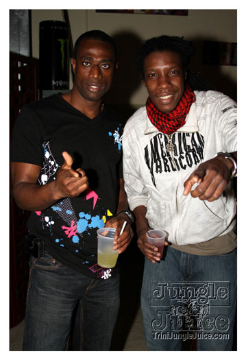 after_glow_2010-031