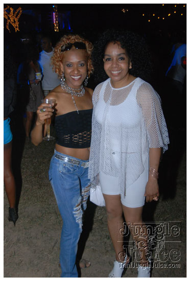 beach_house_carnival_2010_pt2-113