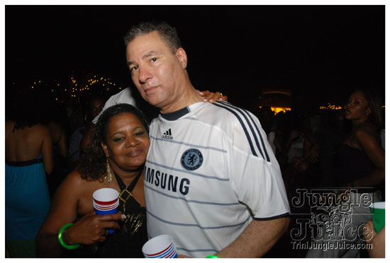 beach_house_carnival_2010_pt2-135