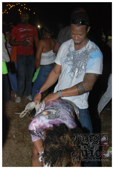 beach_house_carnival_2010_pt2-140