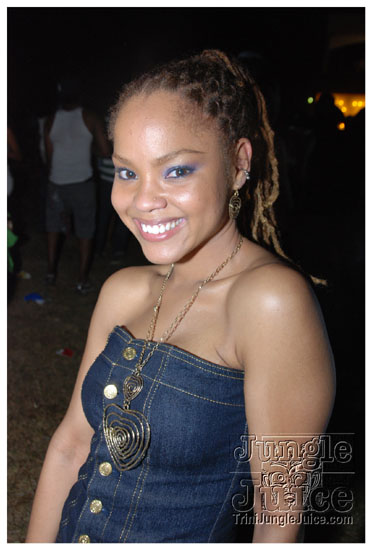 beach_house_carnival_2010_pt2-150