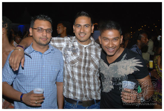 beach_house_carnival_2010_pt2-152