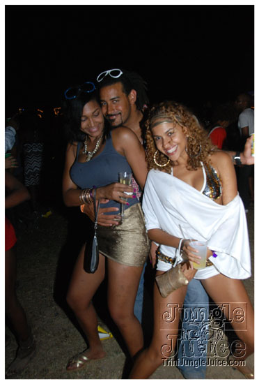 beach_house_carnival_2010_pt2-176