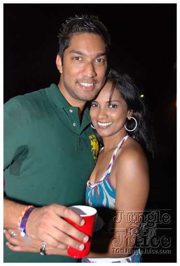 beach_house_carnival_2010_pt2-186