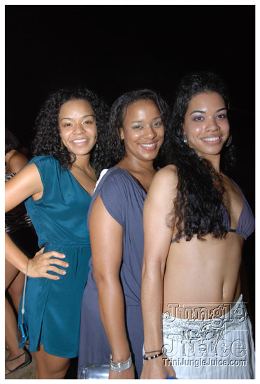 beach_house_carnival_2010_pt2-202