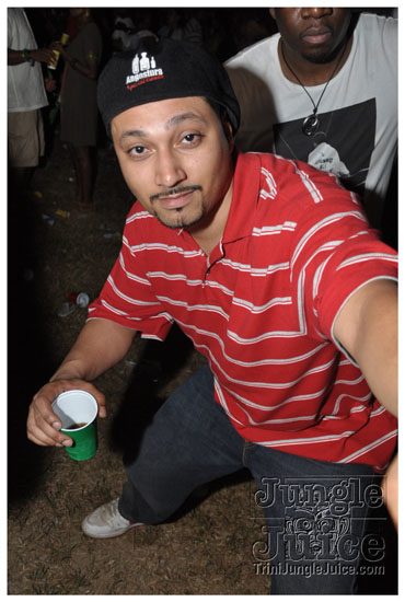 beach_house_carnival_2010_pt2-205