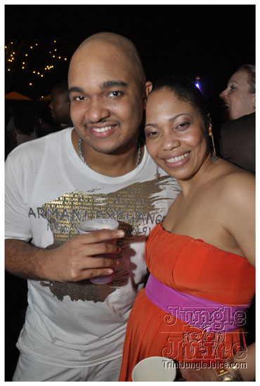 beach_house_carnival_2010_pt2-209