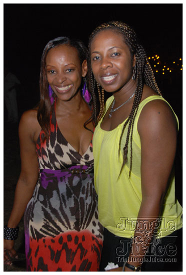 beach_house_carnival_2010_pt2-226