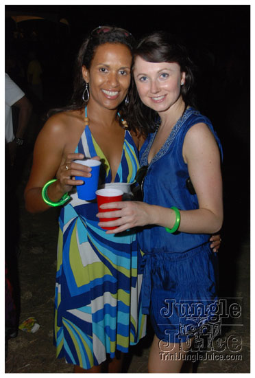 beach_house_carnival_2010_pt2-227